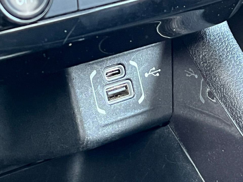 Used 2024 Jeep Compass Latitude AWD/4WD image 27