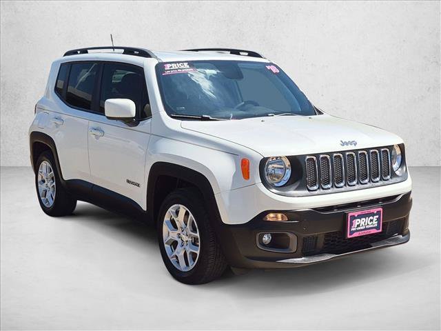 Used 2018 Jeep Renegade Latitude FWD image 3