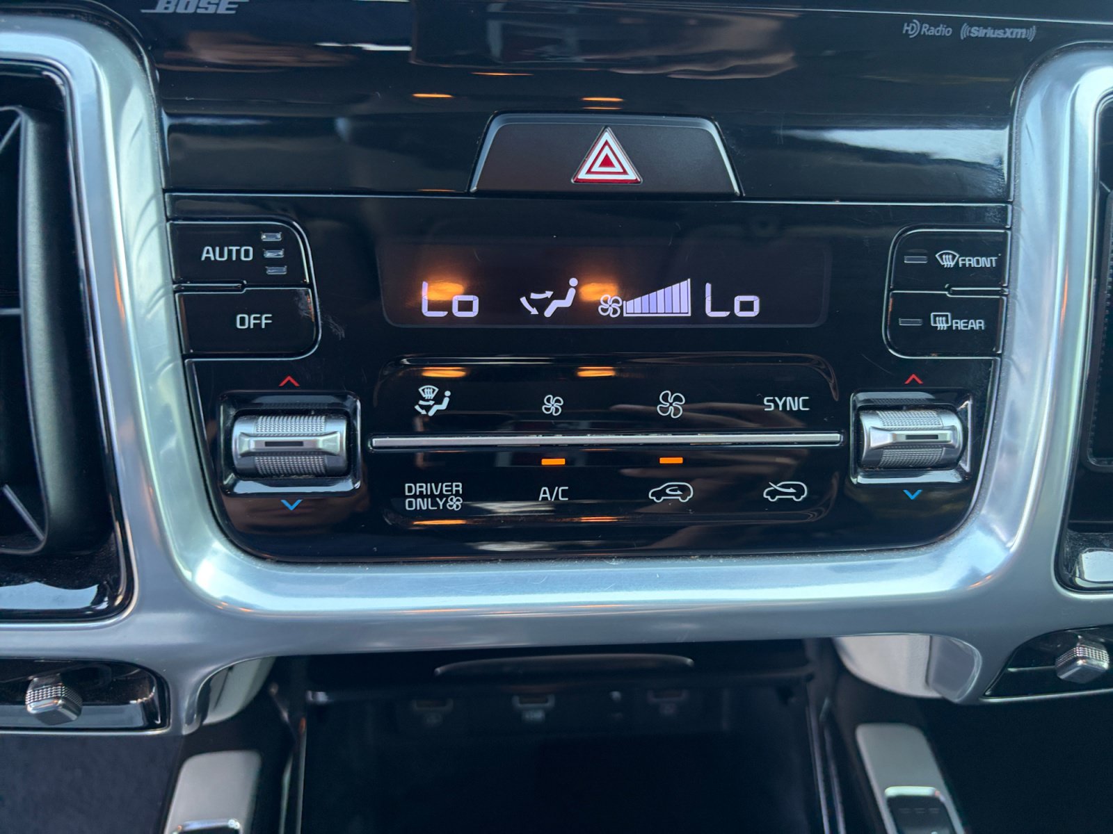 Used 2024 Kia Sorento SX Prestige AWD/4WD image 12