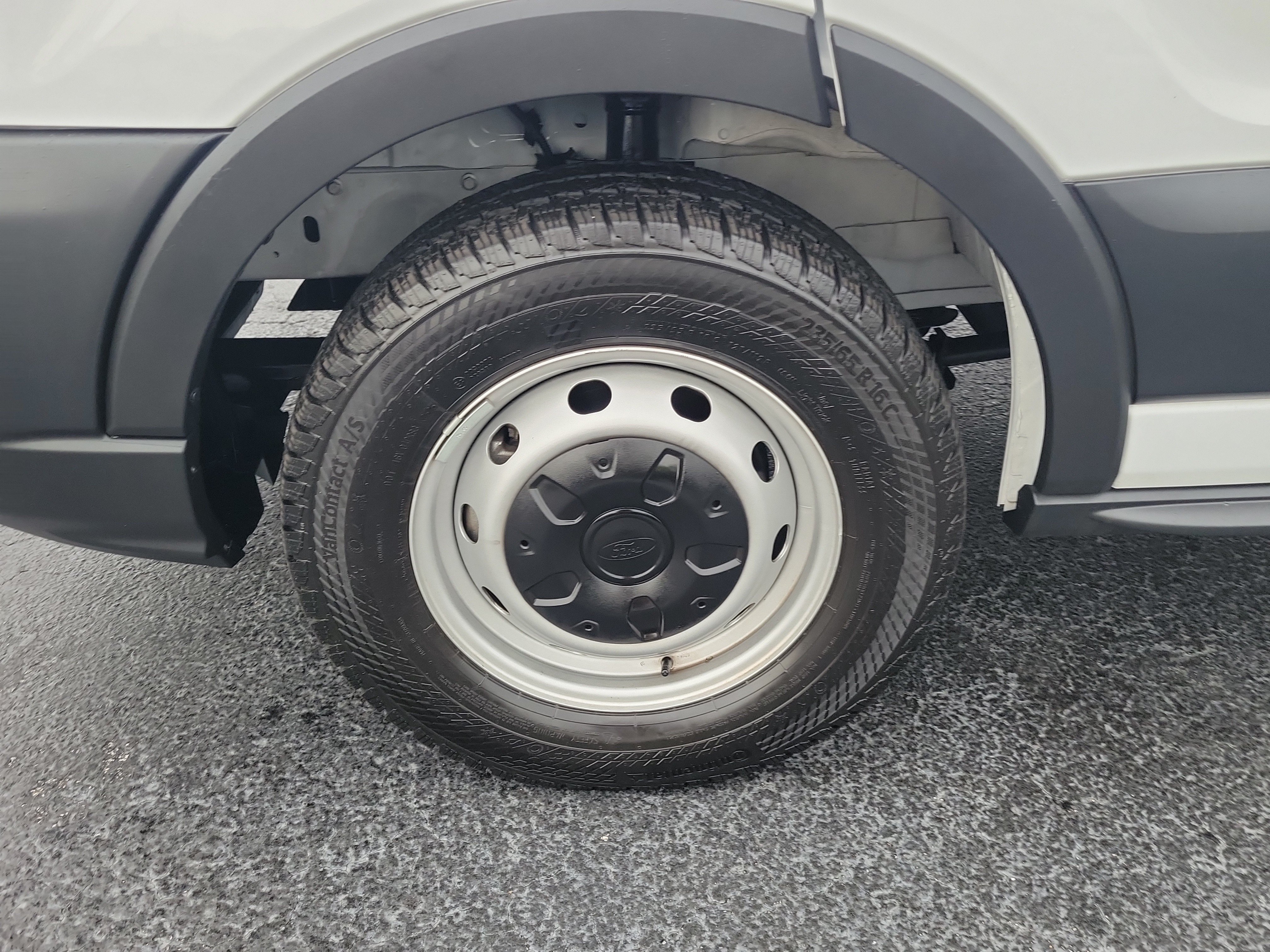 Certified 2026 Ford Transit 250 148 High Roof w/ Load Area Protection Package RWD image 5