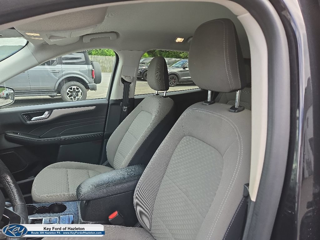 Certified 2021 Ford Escape SE w/ Cold Weather Package AWD/4WD image 34