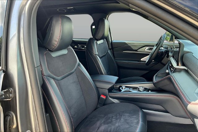 Certified 2025 Ford Explorer ST w/ Sun And Sound Package AWD/4WD image 30