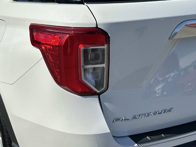 Certified 2021 Ford Explorer Platinum w/ Equipment Group 601A AWD/4WD image 11