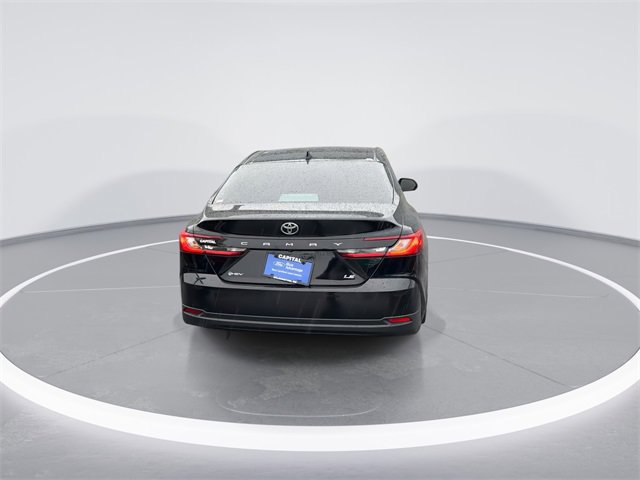 Used 2025 Toyota Camry LE image 6