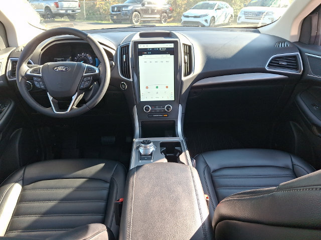 Certified 2024 Ford Edge SEL w/ Convenience Package AWD/4WD image 18