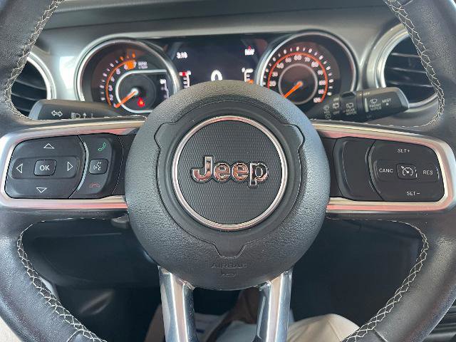 Used 2019 Jeep Wrangler Unlimited Sahara image 14