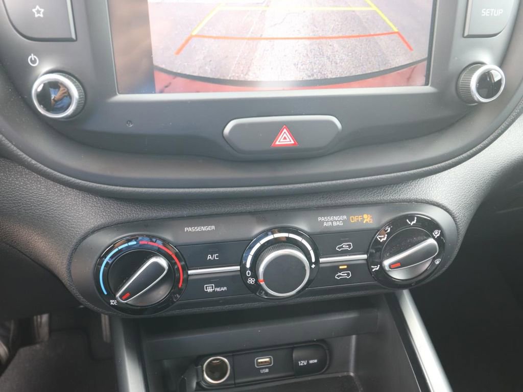 Used 2025 Kia Soul LX w/ LX Technology Package image 20