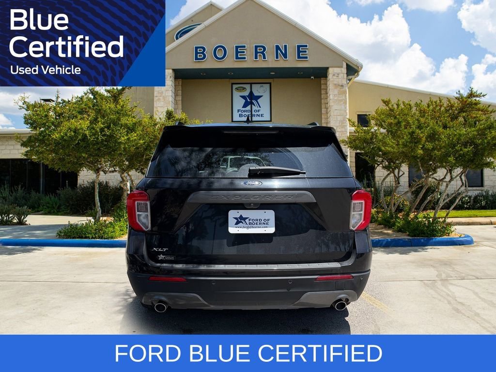 Certified 2023 Ford Explorer XLT w/ Equipment Group 202A RWD image 4