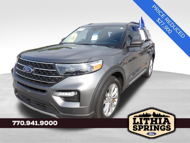Certified 2023 Ford Explorer XLT w/ Equipment Group 202A RWD image 3