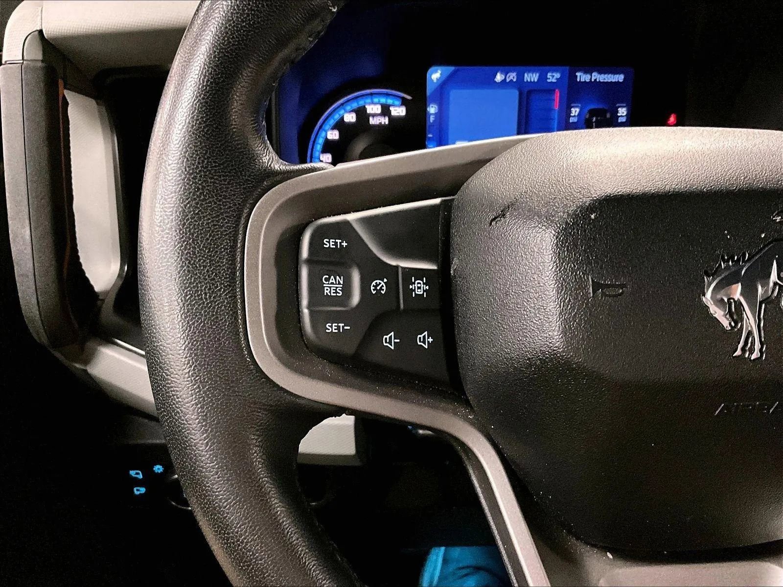 Certified 2022 Ford Bronco Badlands AWD/4WD image 17