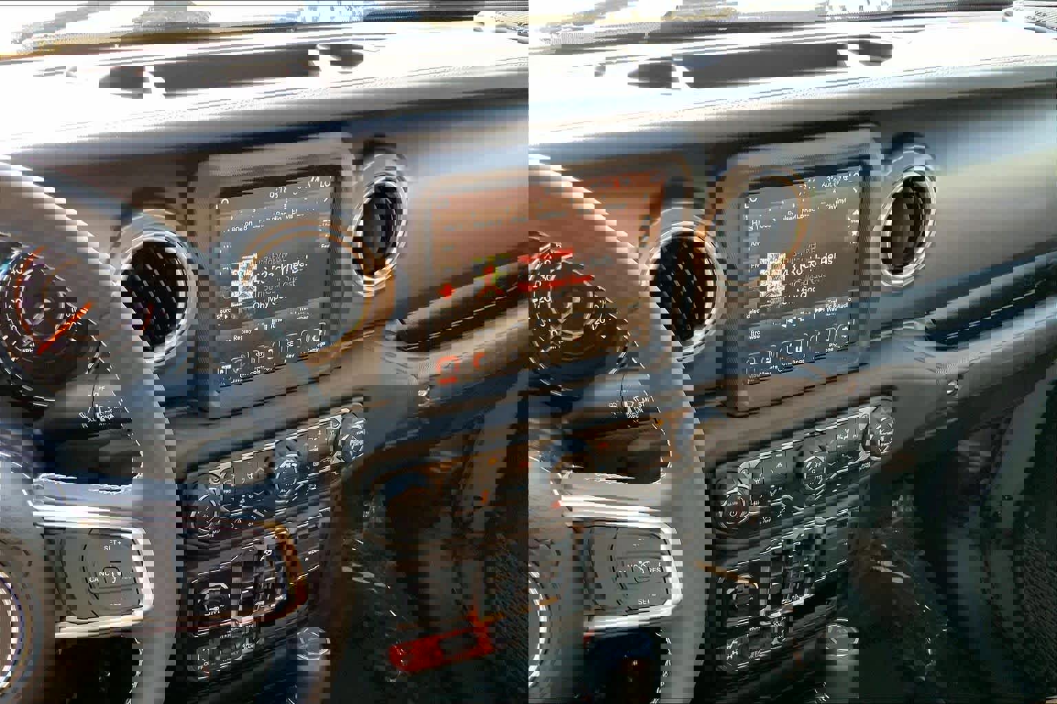 Used 2023 Jeep Gladiator Rubicon w/ LED Lighting Group image 9