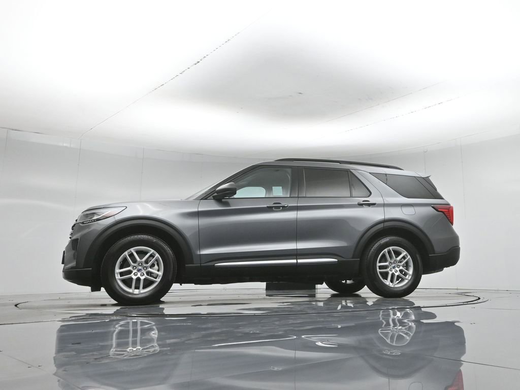 Certified 2025 Ford Explorer Active w/ Active Comfort Package RWD image 55