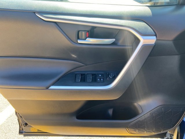 Used 2024 Toyota RAV4 XLE Premium image 42