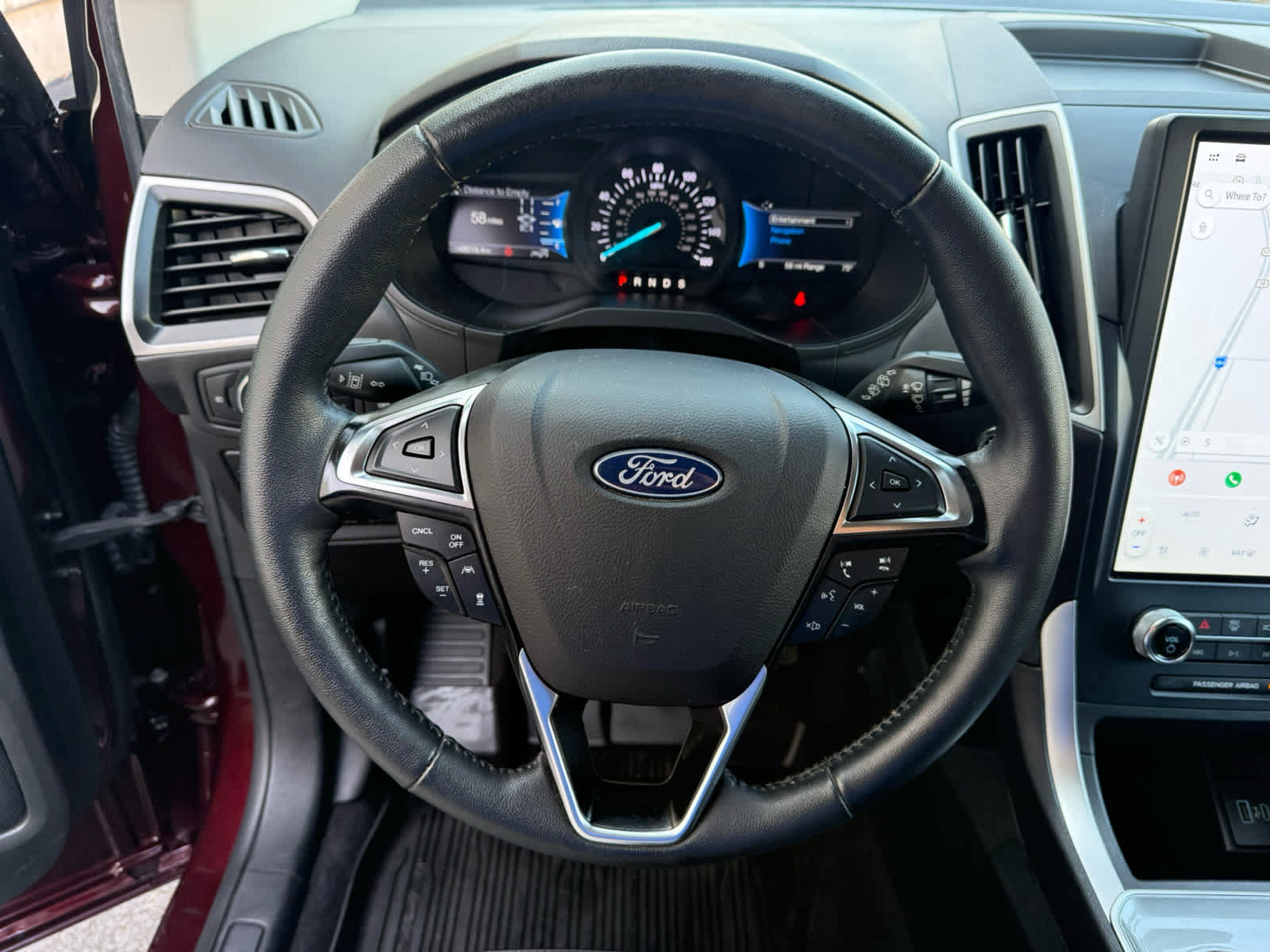 Certified 2023 Ford Edge SEL w/ Convenience Package AWD/4WD image 2