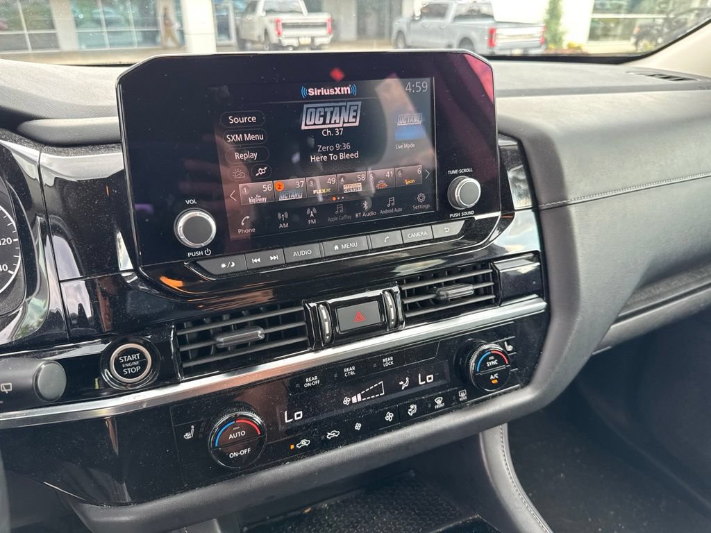 Used 2023 Nissan Pathfinder SV FWD image 6