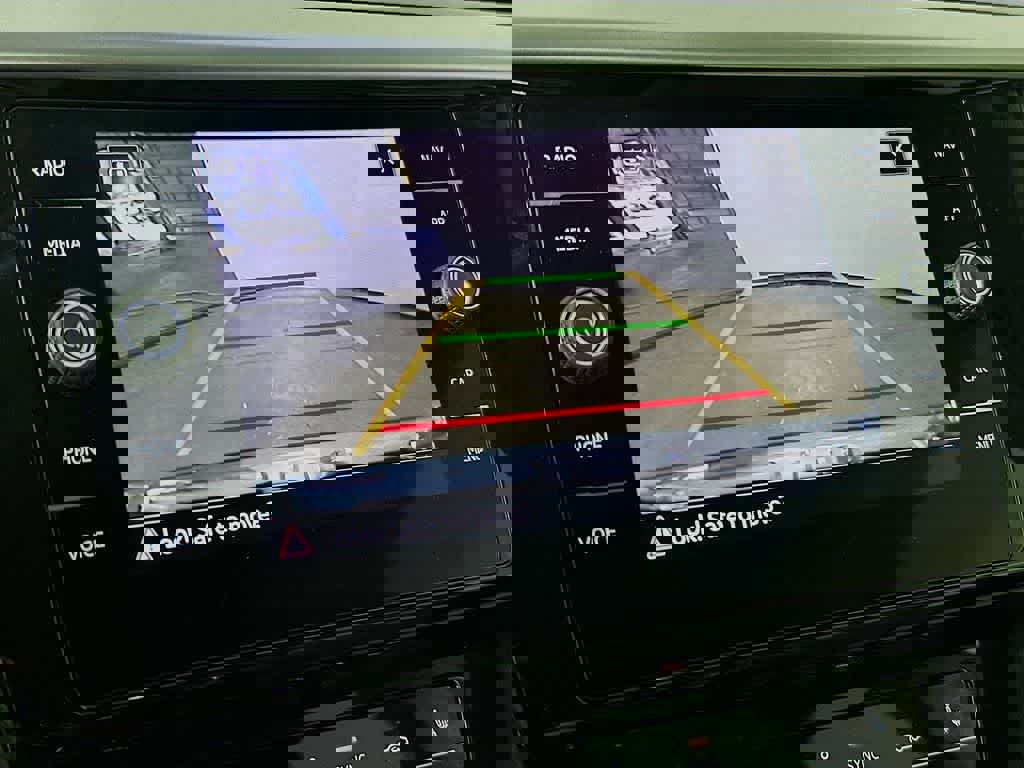 Used 2021 Volkswagen Arteon SE image 29