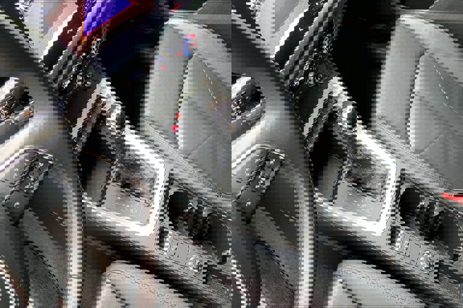 Used 2022 Audi Q3 2.0T Premium w/ Convenience Package image 16