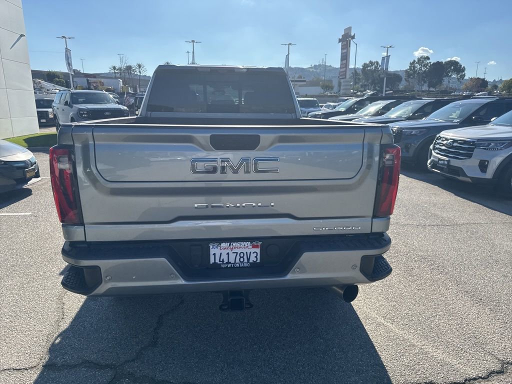 Used 2024 GMC Sierra 2500 Denali Ultimate image 5