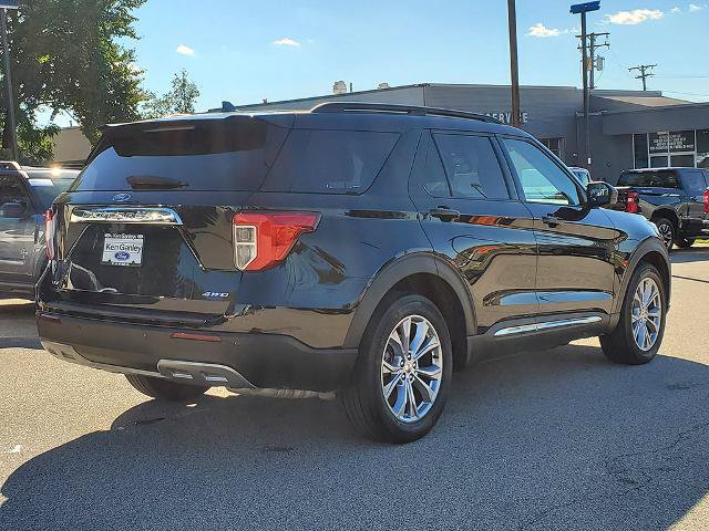 Certified 2023 Ford Explorer XLT w/ Equipment Group 202A AWD/4WD image 5