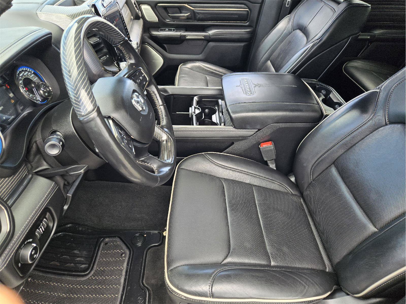 Used 2020 RAM 1500 Limited w/ Black Appearance Package RWD image 10
