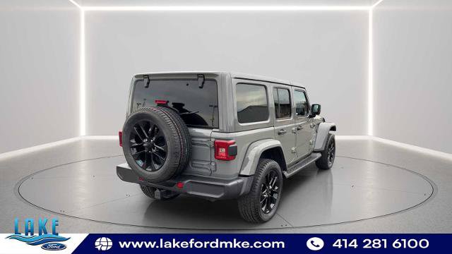 Used 2023 Jeep Wrangler Unlimited Sahara w/ Dual Top Group AWD/4WD image 9
