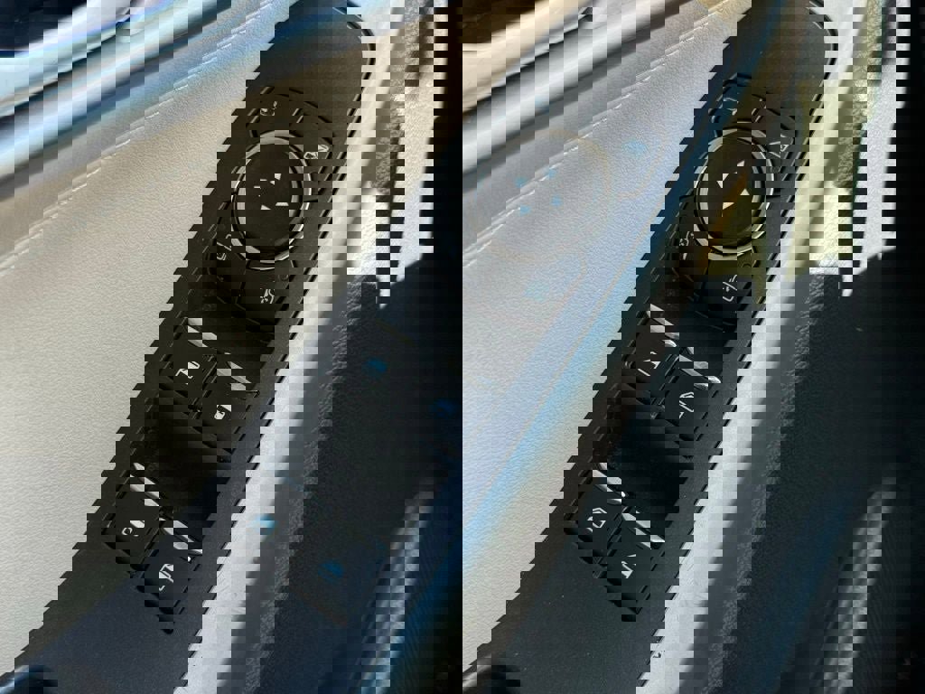 Certified 2023 Ford Explorer Limited image 20