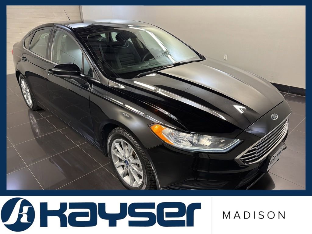 Certified 2017 Ford Fusion SE w/ Fusion SE Technology Package