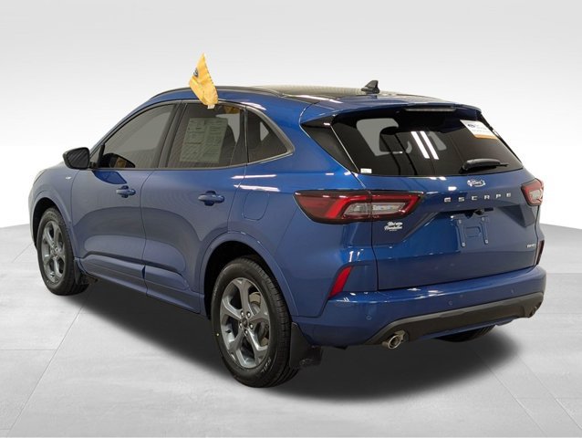 Certified 2023 Ford Escape ST-Line w/ Tech Pack #1 AWD/4WD image 19