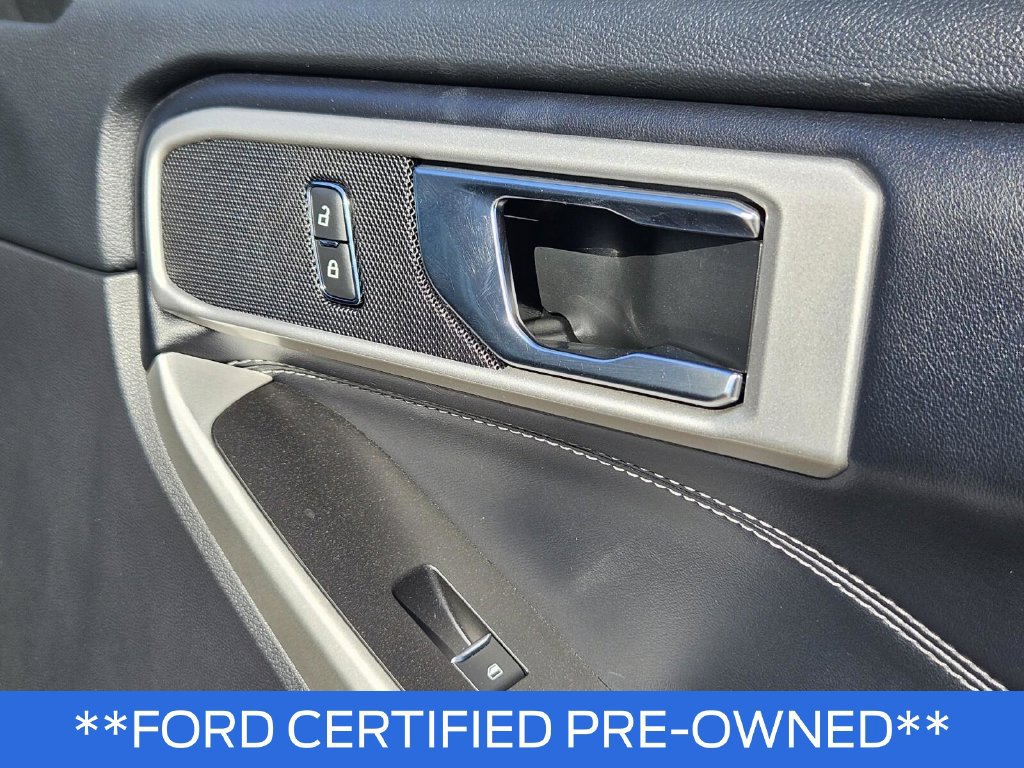 Certified 2022 Ford Explorer XLT RWD image 13