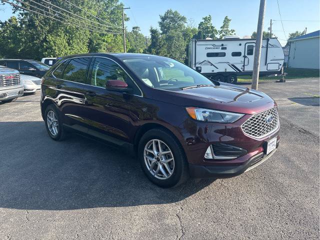 Certified 2023 Ford Edge SEL w/ Convenience Package AWD/4WD image 3