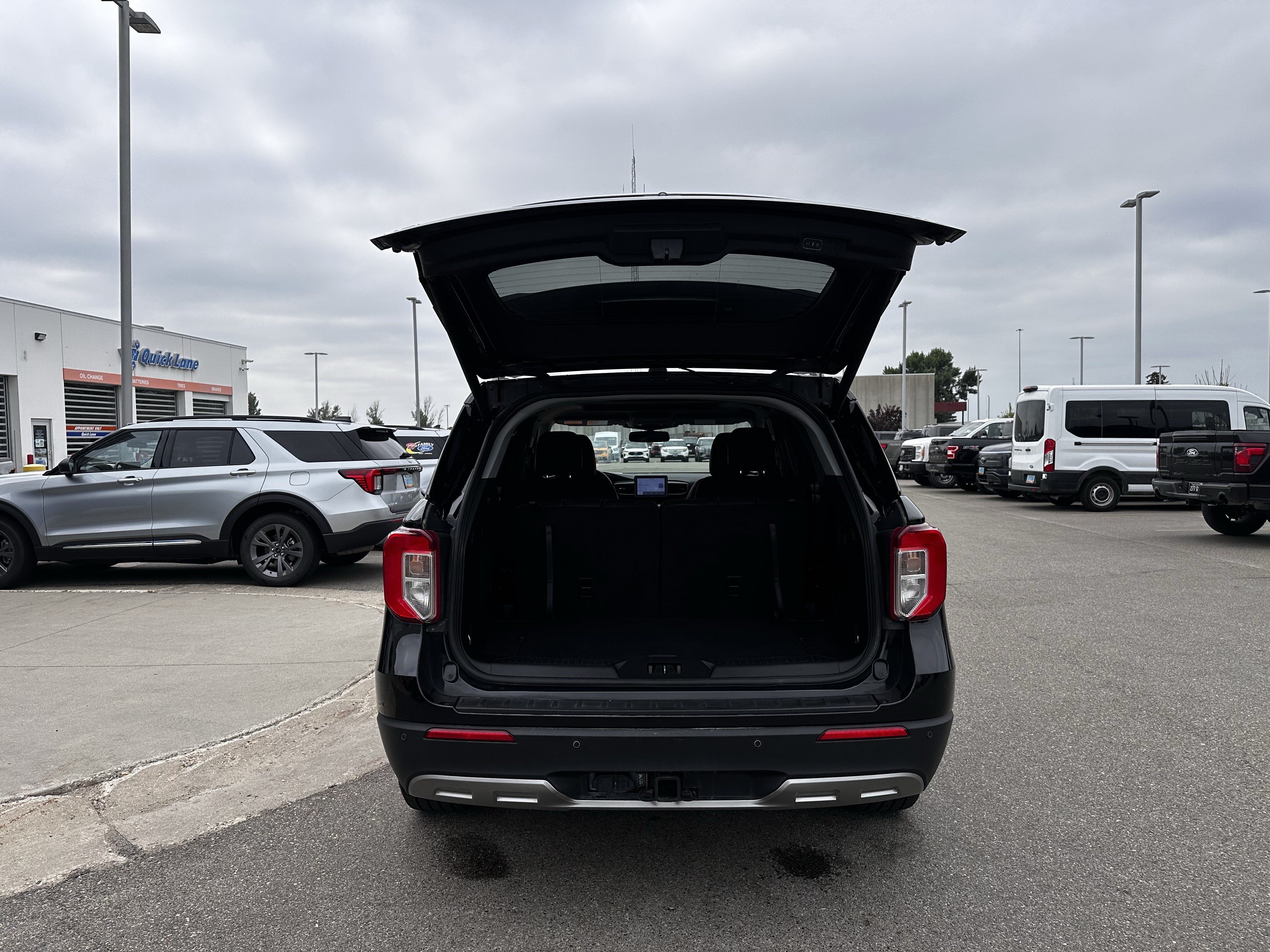 Certified 2024 Ford Explorer XLT w/ Equipment Group 202A AWD/4WD image 22