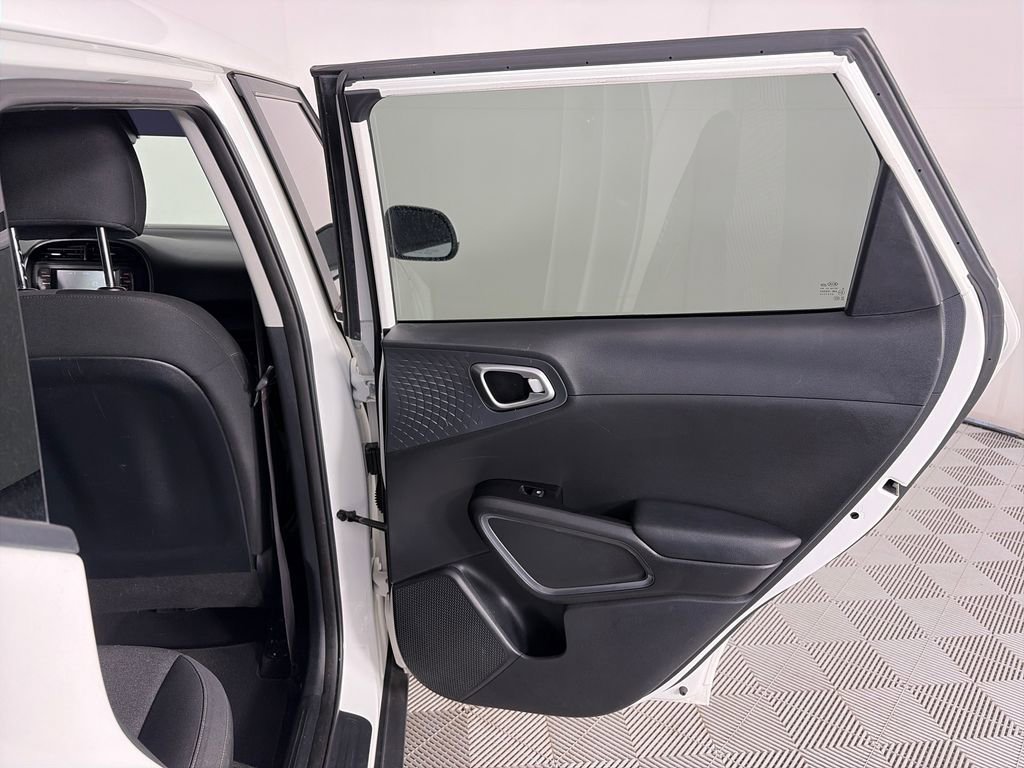 Used 2021 Kia Soul S FWD image 26
