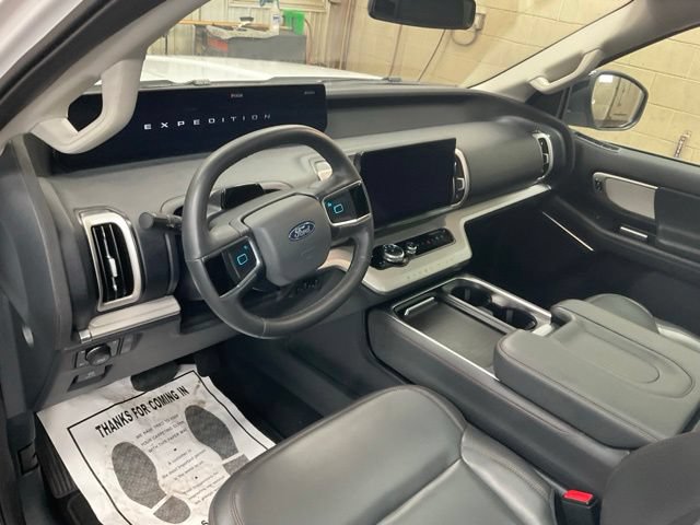 Certified 2025 Ford Expedition Max Active AWD/4WD image 6