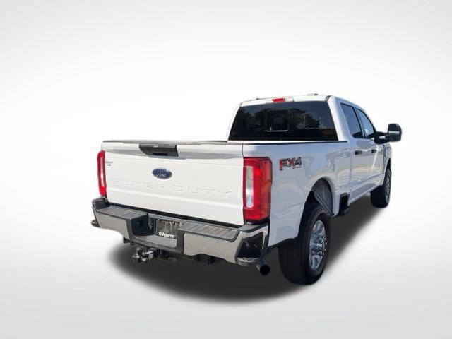 Certified 2024 Ford F250 XLT w/ FX4 Off-Road Package AWD/4WD image 9