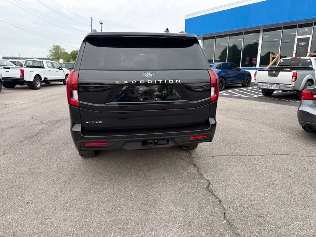 Certified 2025 Ford Expedition Active AWD/4WD image 23