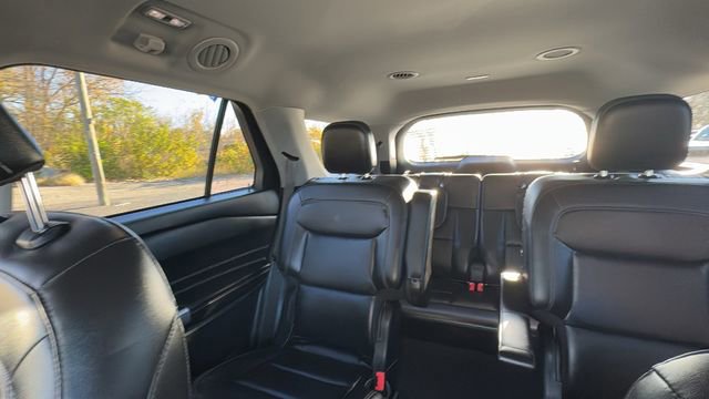 Certified 2022 Ford Explorer XLT w/ Equipment Group 202A image 29