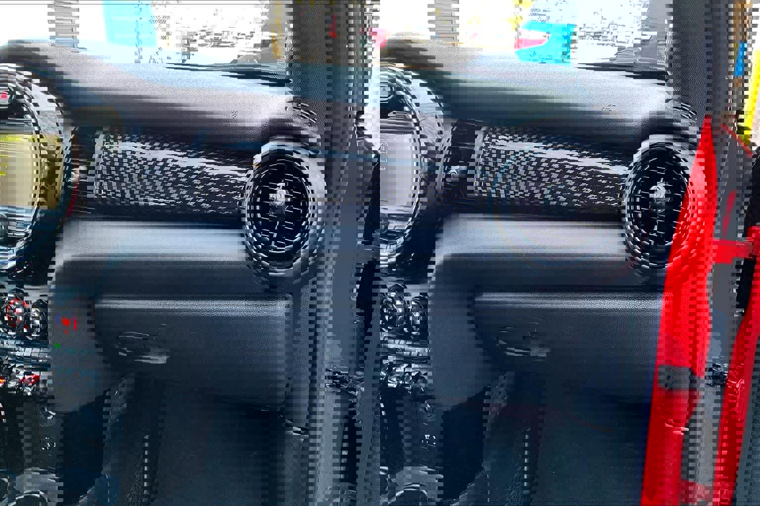 Used 2017 MINI Cooper S image 19