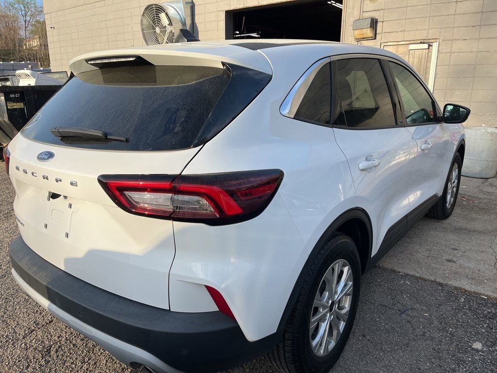 Certified 2023 Ford Escape Active w/ Cold Weather Package image 11