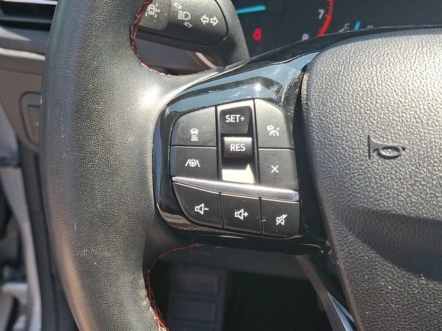 Certified 2022 Ford Escape SEL w/ SEL Stealth AWD Package image 23