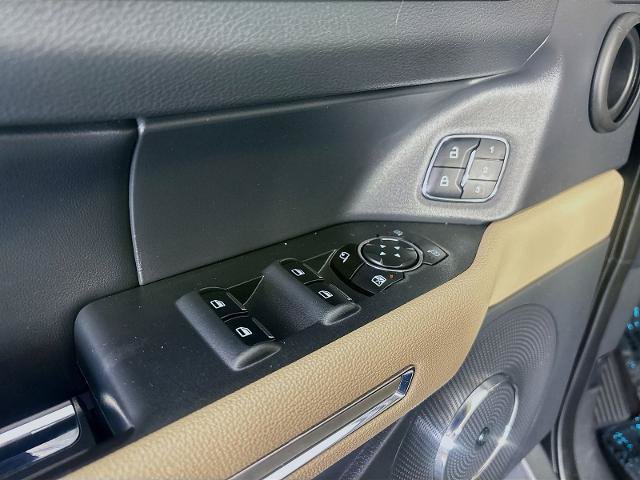 Certified 2023 Ford Expedition Max Limited RWD image 18