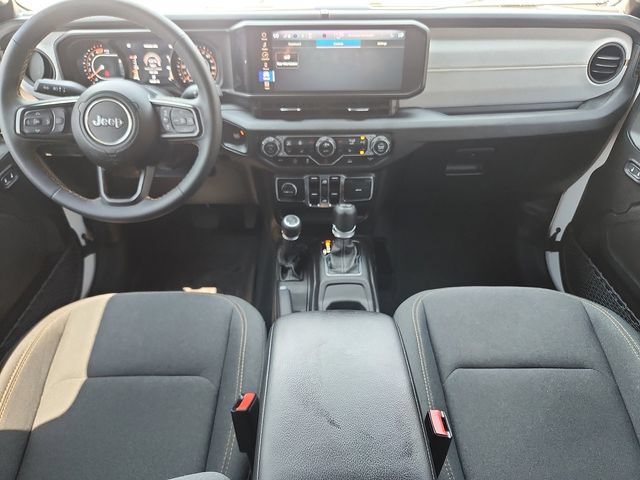 Used 2024 Jeep Wrangler Unlimited Sport AWD/4WD image 8