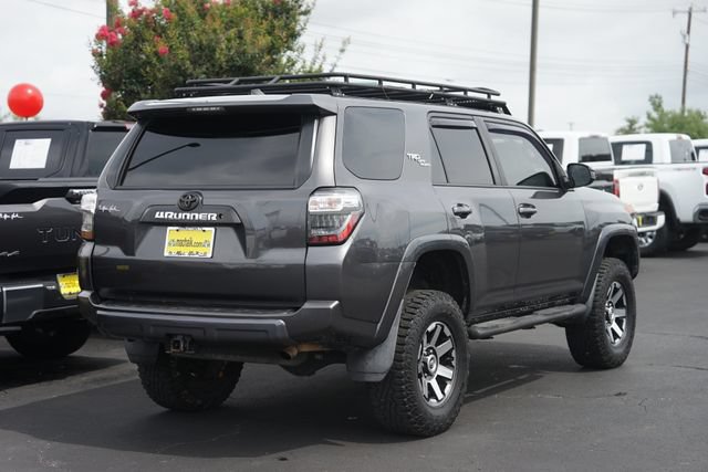 Used 2018 Toyota 4Runner TRD Off-Road AWD/4WD image 6