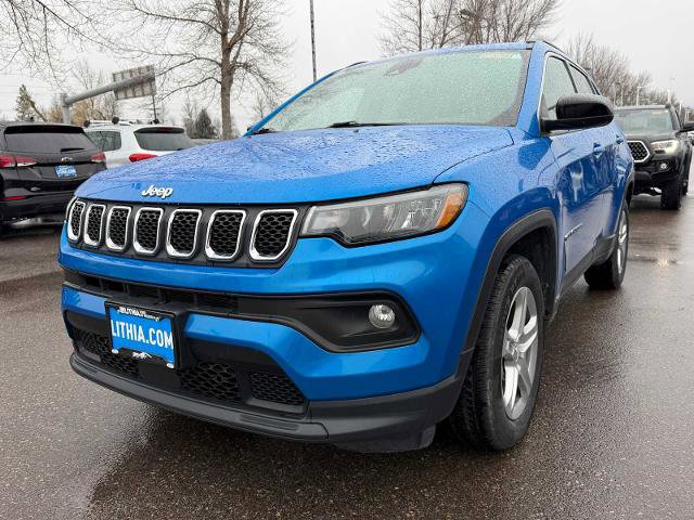 Used 2024 Jeep Compass Latitude image 1