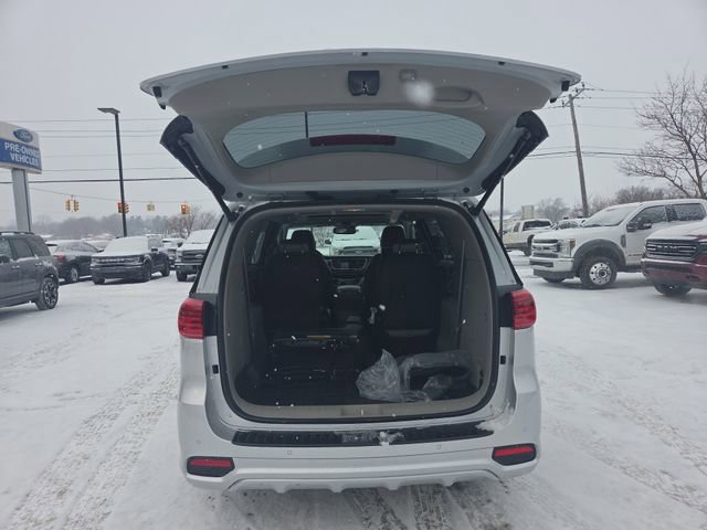 Used 2021 Kia Sedona SX image 24