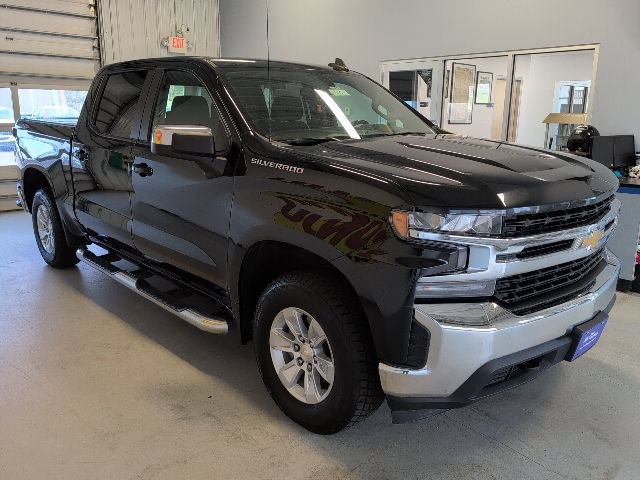 Used 2022 Chevrolet Silverado 1500 LT w/ Fleet Comfort Package AWD/4WD image 5