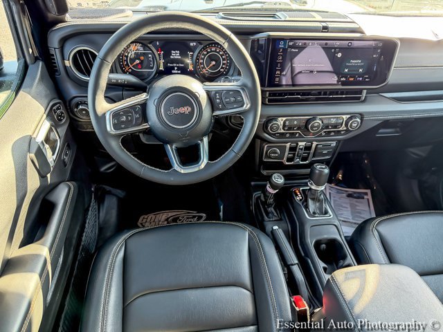 Used 2025 Jeep Wrangler Unlimited Sahara w/ Safety Group AWD/4WD image 11