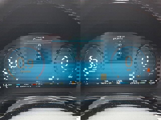 Certified 2024 Ford Escape Platinum image 22