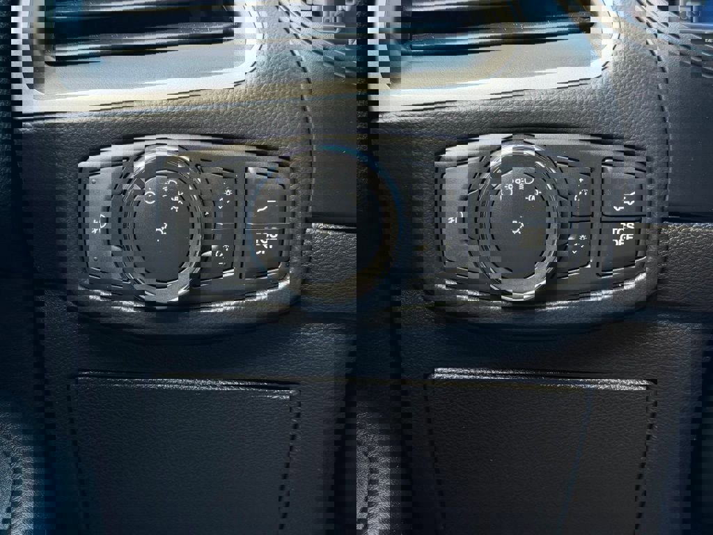 Certified 2022 Ford Edge SEL w/ Convenience Package image 35