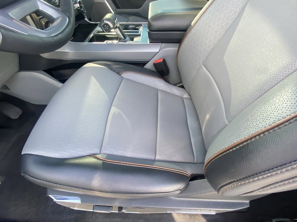 Certified 2024 Ford F150 Lariat w/ Equipment Group 502A High image 21