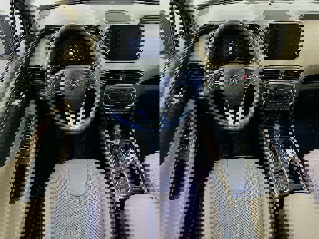 Used 2020 Hyundai Santa Fe Limited image 13